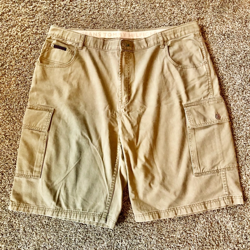 Tommy Hilfiger Men’s Khaki Shorts